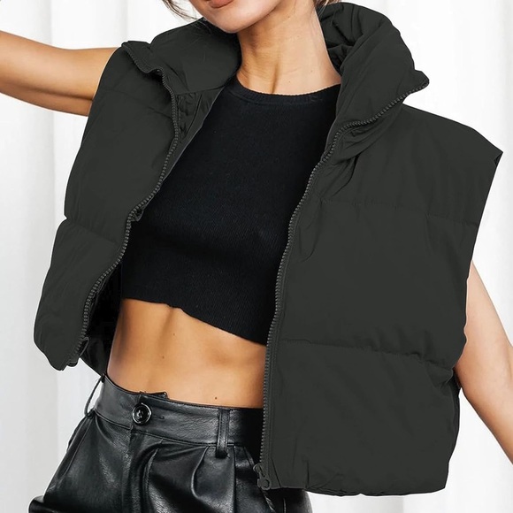 Cropped puffer vest - Picture 3 of 5